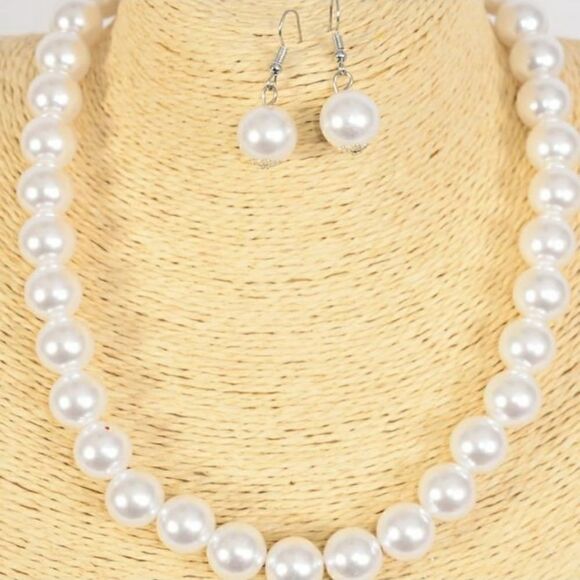 Jewelry - 10 mm White Glass Pearl Necklace and Matching Earrings